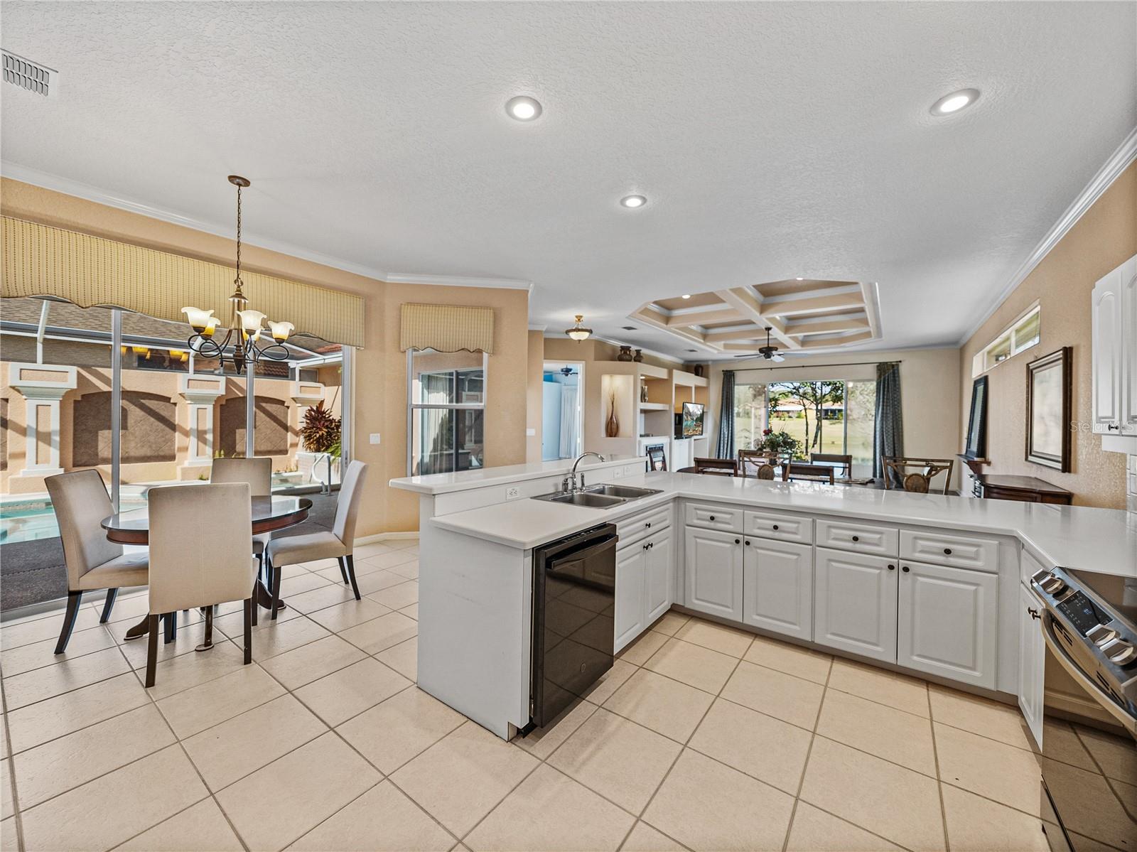 Single Family Residence in DADE CITY FL 12333 WOODLANDS CIRCLE 37.jpg