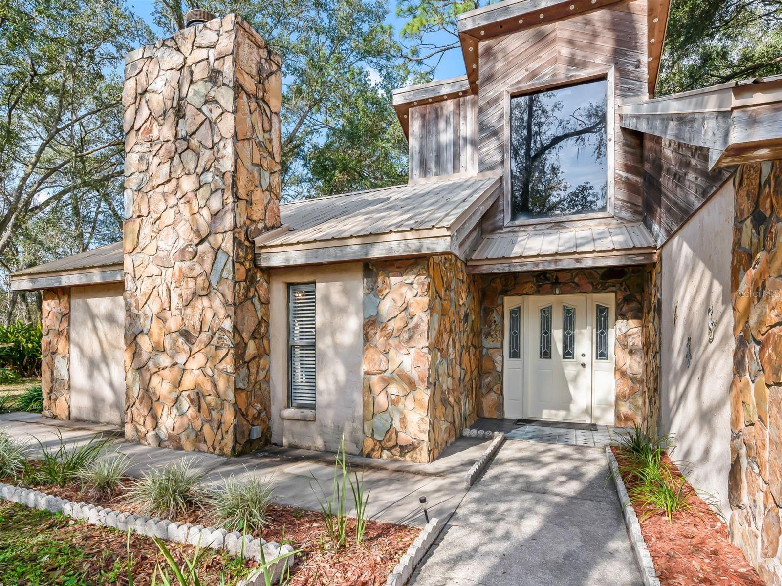 11398 County Road 682, Webster, FL 33597 photo