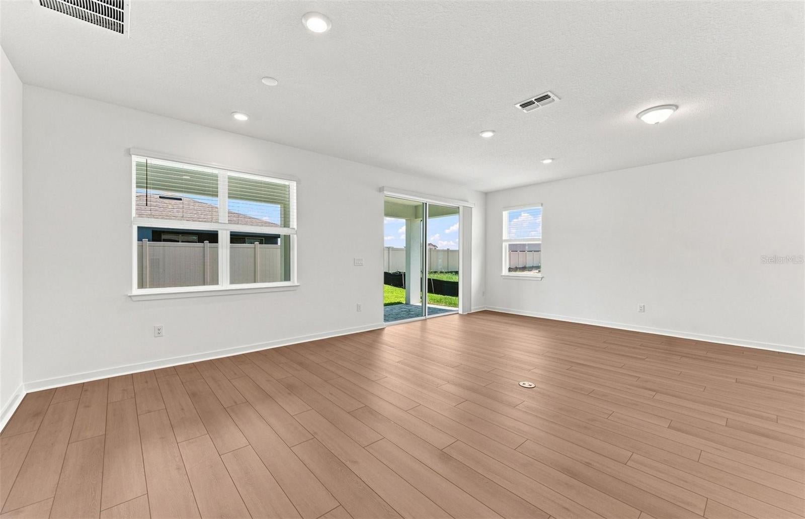 33335 Herds Hallow Way, Wesley Chapel, FL 33545 photo