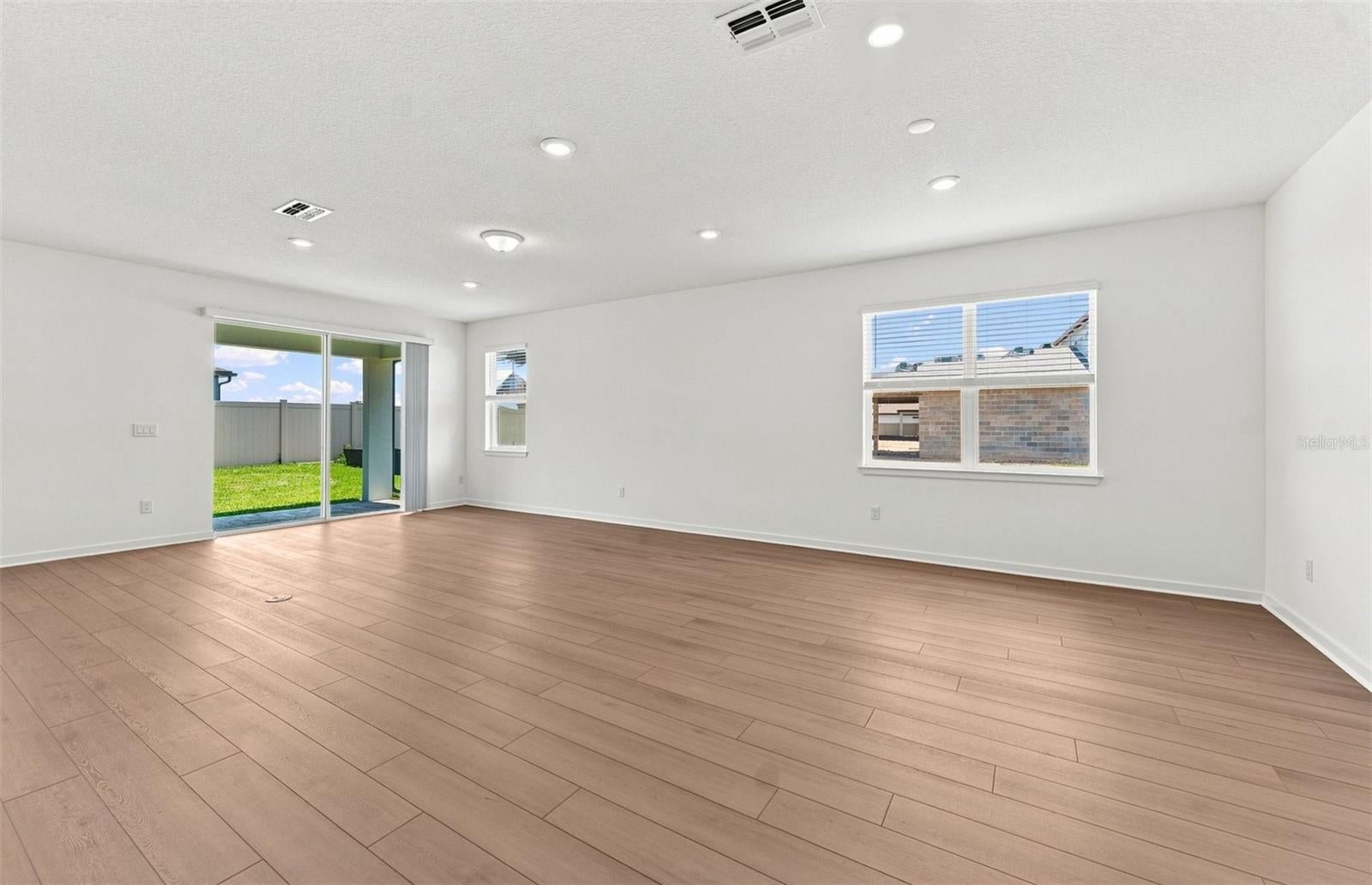33335 Herds Hallow Way, Wesley Chapel, FL 33545 photo
