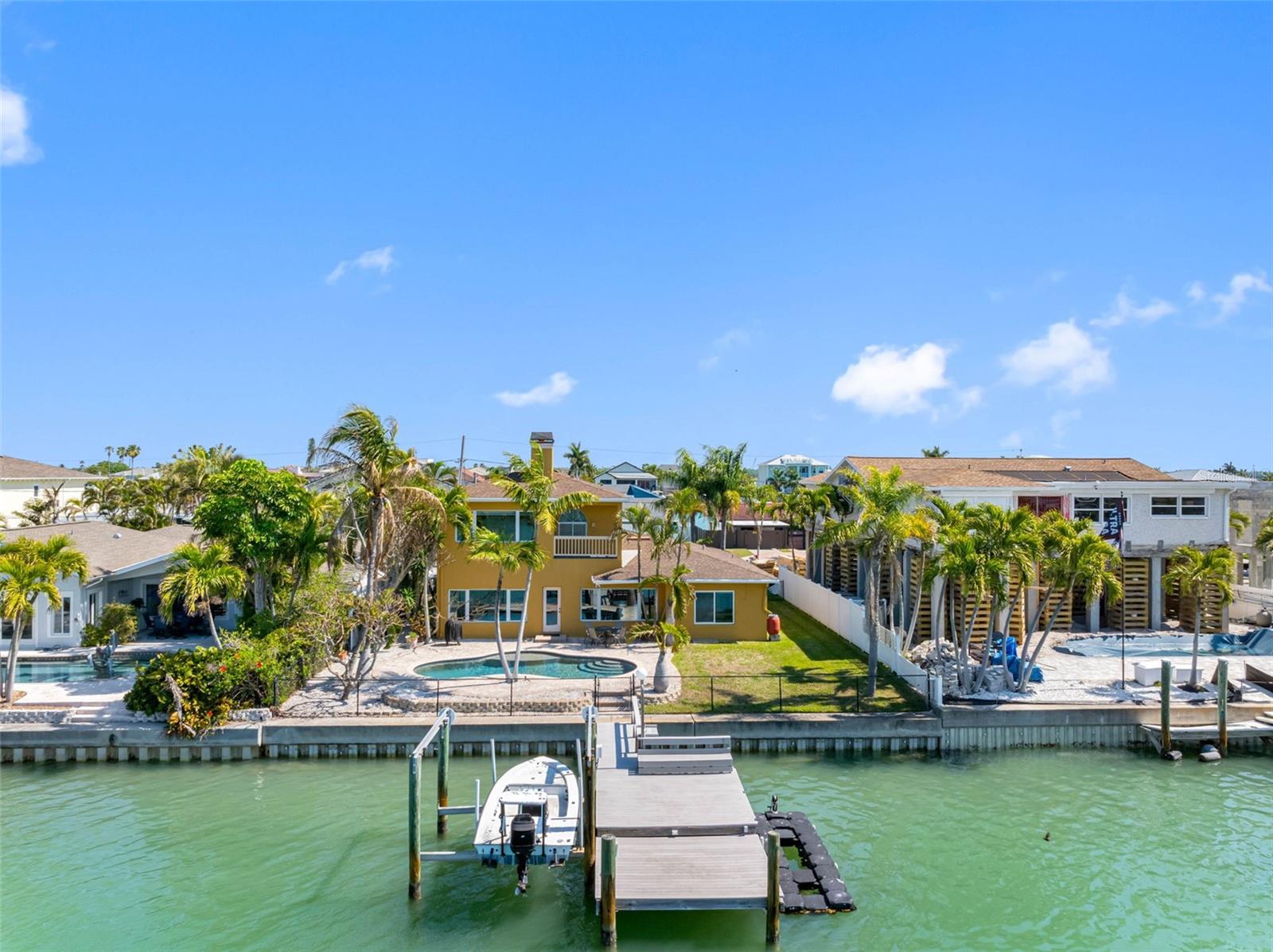 11260 5 St, Treasure Island, FL 33706 photo