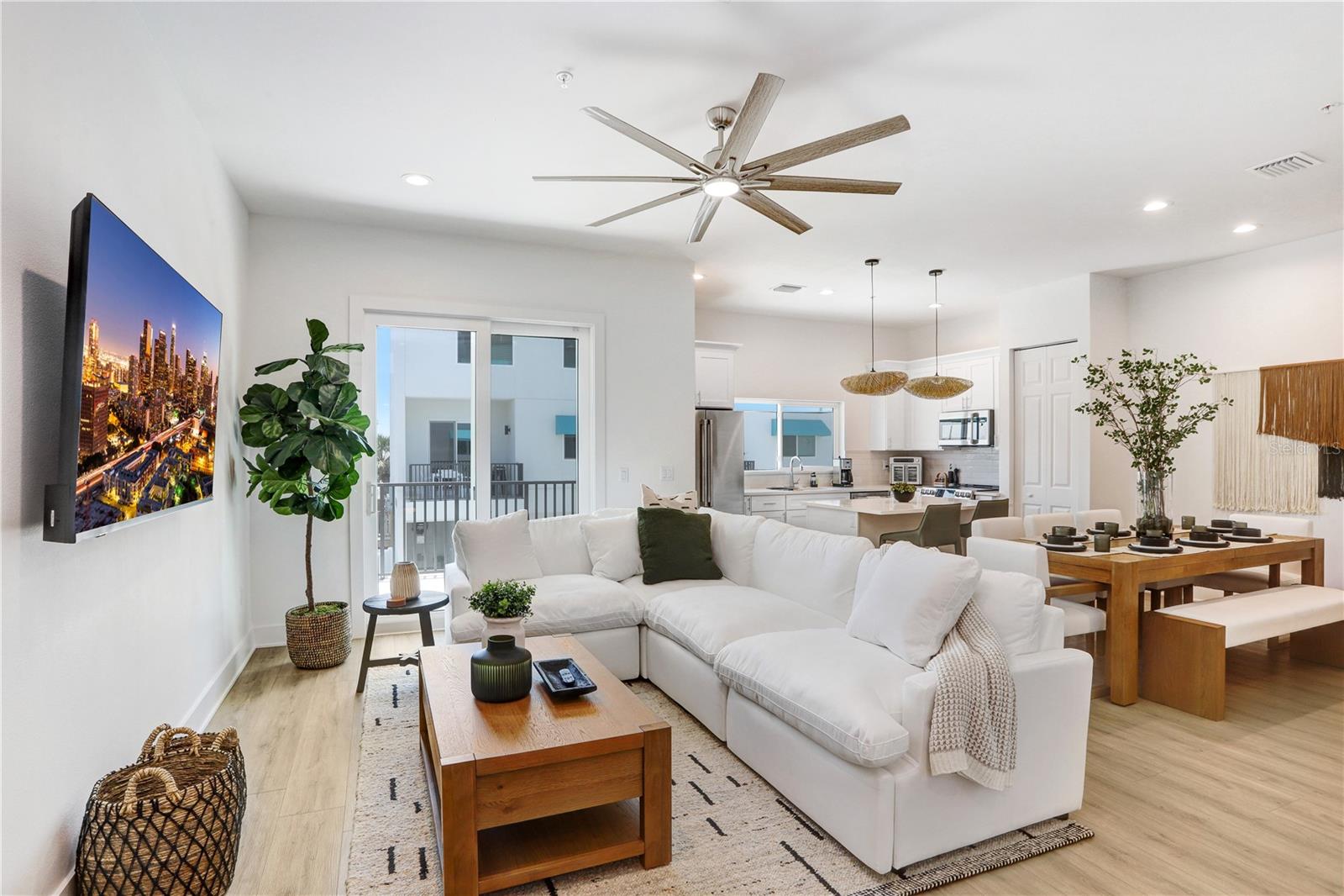 15405 Gulf Blvd #B 4, Saint Petersburg, FL 33708 photo