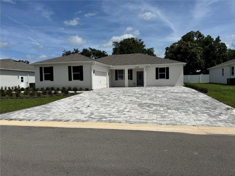 Single Family Residence in DADE CITY FL 37549 TERI COURT 1.jpg
