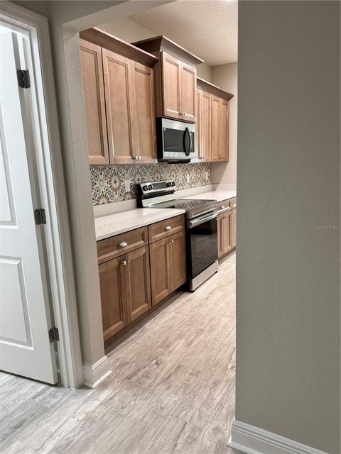 Single Family Residence in DADE CITY FL 37549 TERI COURT 16.jpg