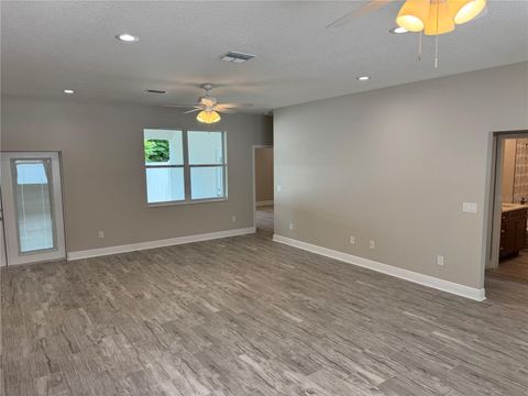 Single Family Residence in DADE CITY FL 37549 TERI COURT 29.jpg