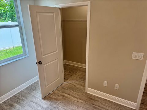 Single Family Residence in DADE CITY FL 37549 TERI COURT 54.jpg