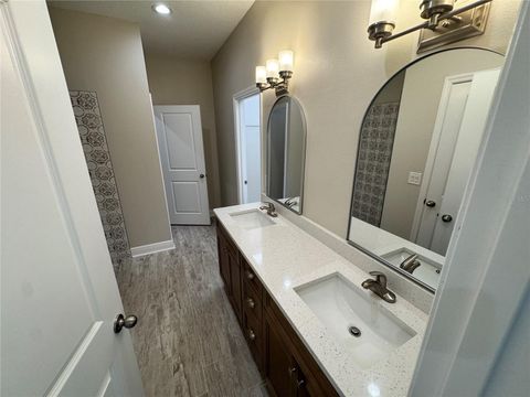 Single Family Residence in DADE CITY FL 37549 TERI COURT 72.jpg