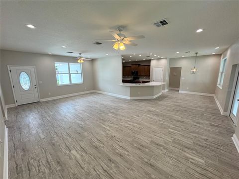 Single Family Residence in DADE CITY FL 37549 TERI COURT 31.jpg