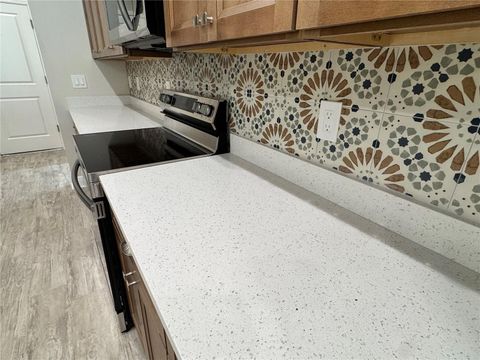 Single Family Residence in DADE CITY FL 37549 TERI COURT 47.jpg