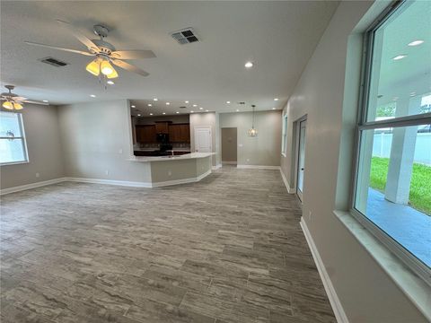 Single Family Residence in DADE CITY FL 37549 TERI COURT 34.jpg