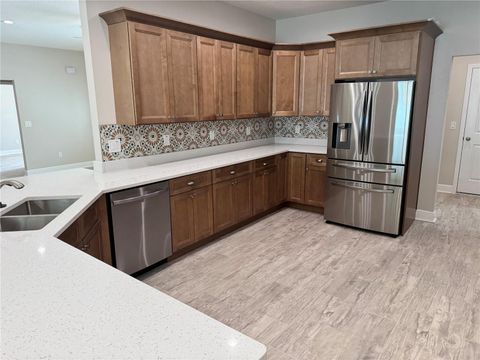 Single Family Residence in DADE CITY FL 37549 TERI COURT 42.jpg