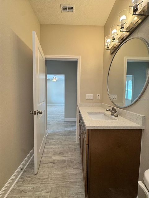 Single Family Residence in DADE CITY FL 37549 TERI COURT 65.jpg