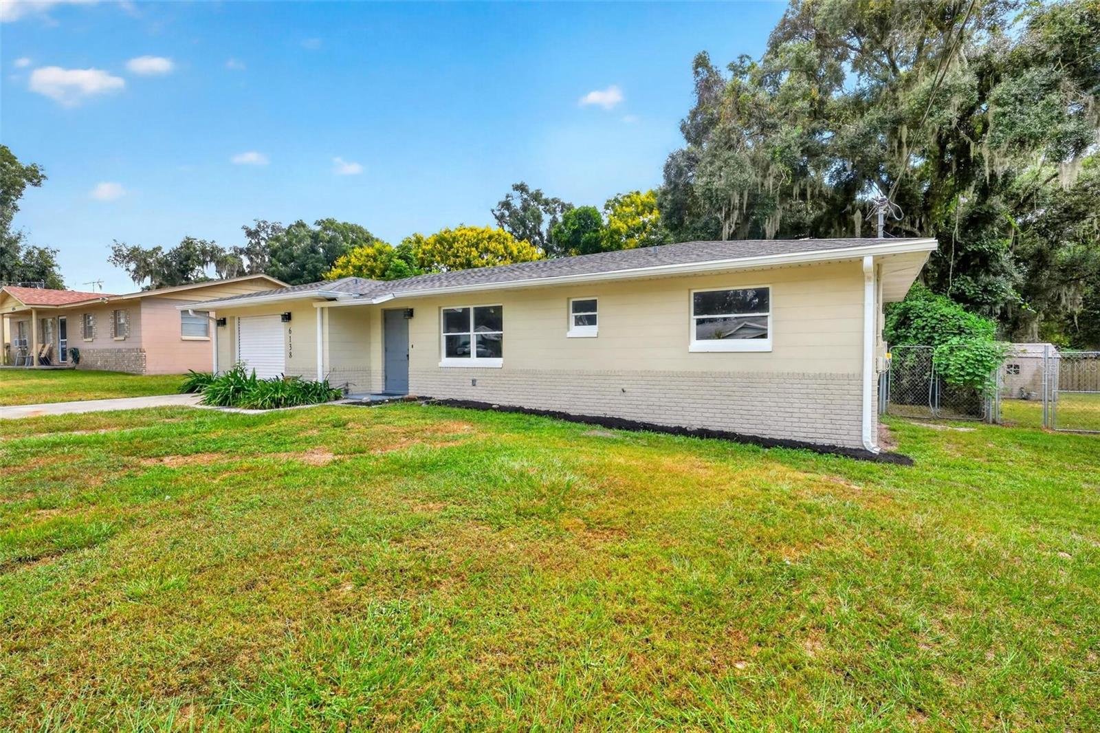 6138 Highland Ave, Leesburg, FL 34748 photo