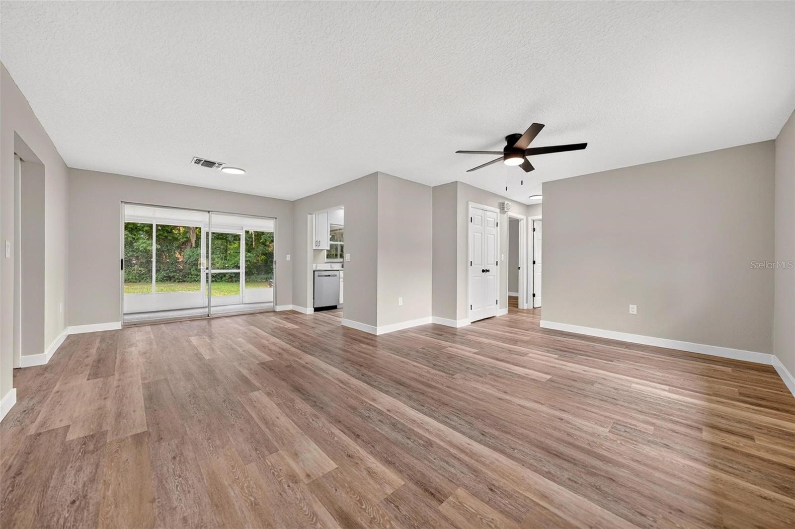 6138 Highland Ave, Leesburg, FL 34748 photo