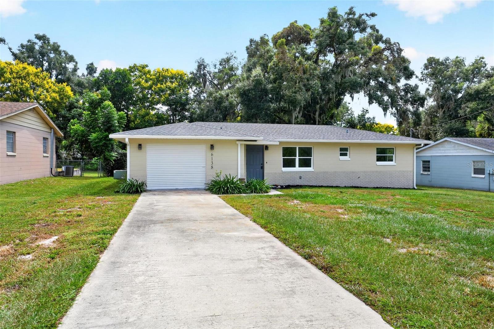 6138 Highland Ave, Leesburg, FL 34748 photo