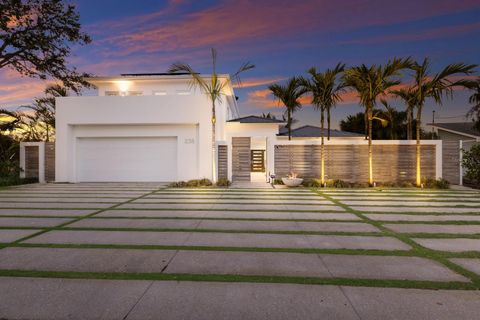 Single Family Residence in SARASOTA FL 238 ISLAND CIRCLE.jpg