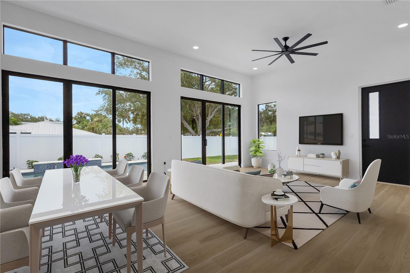 2079 Hibiscus St, Sarasota, FL 34239 photo