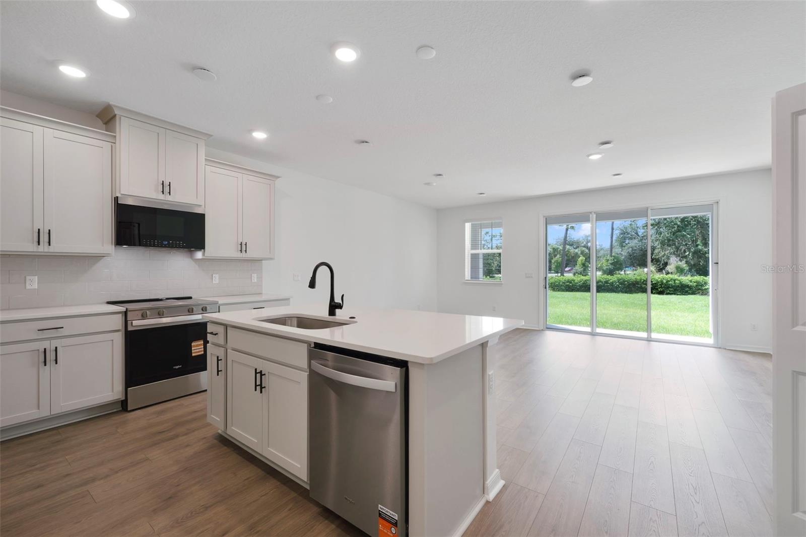 522 Southern Edge Way, Sanford, FL 32771 photo