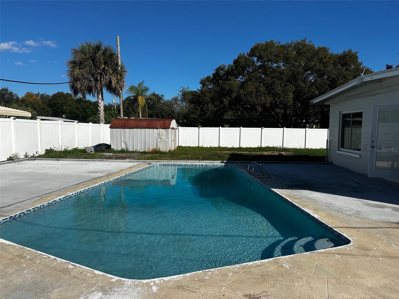 156 Pinecrest Dr, Sanford, FL 32773 photo