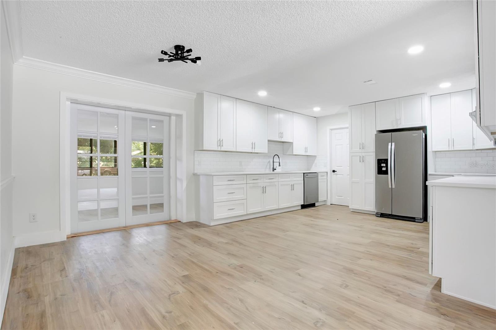 1221 Forest Cir, Altamonte Springs, FL 32714 photo