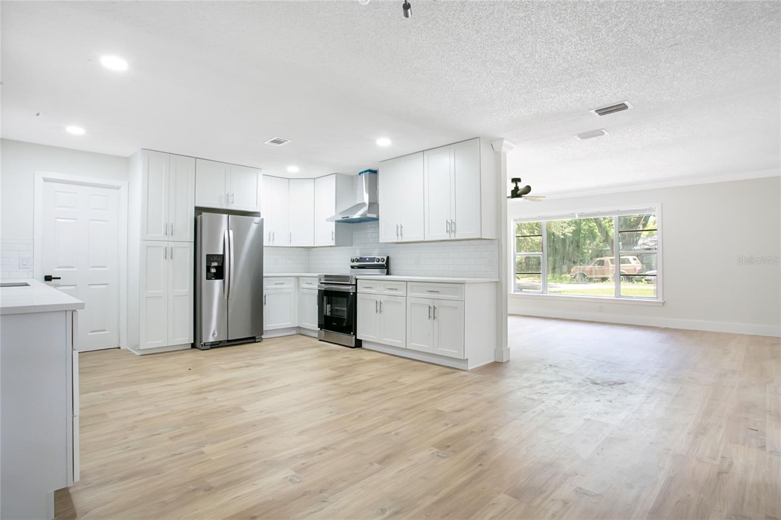 1221 Forest Cir, Altamonte Springs, FL 32714 photo