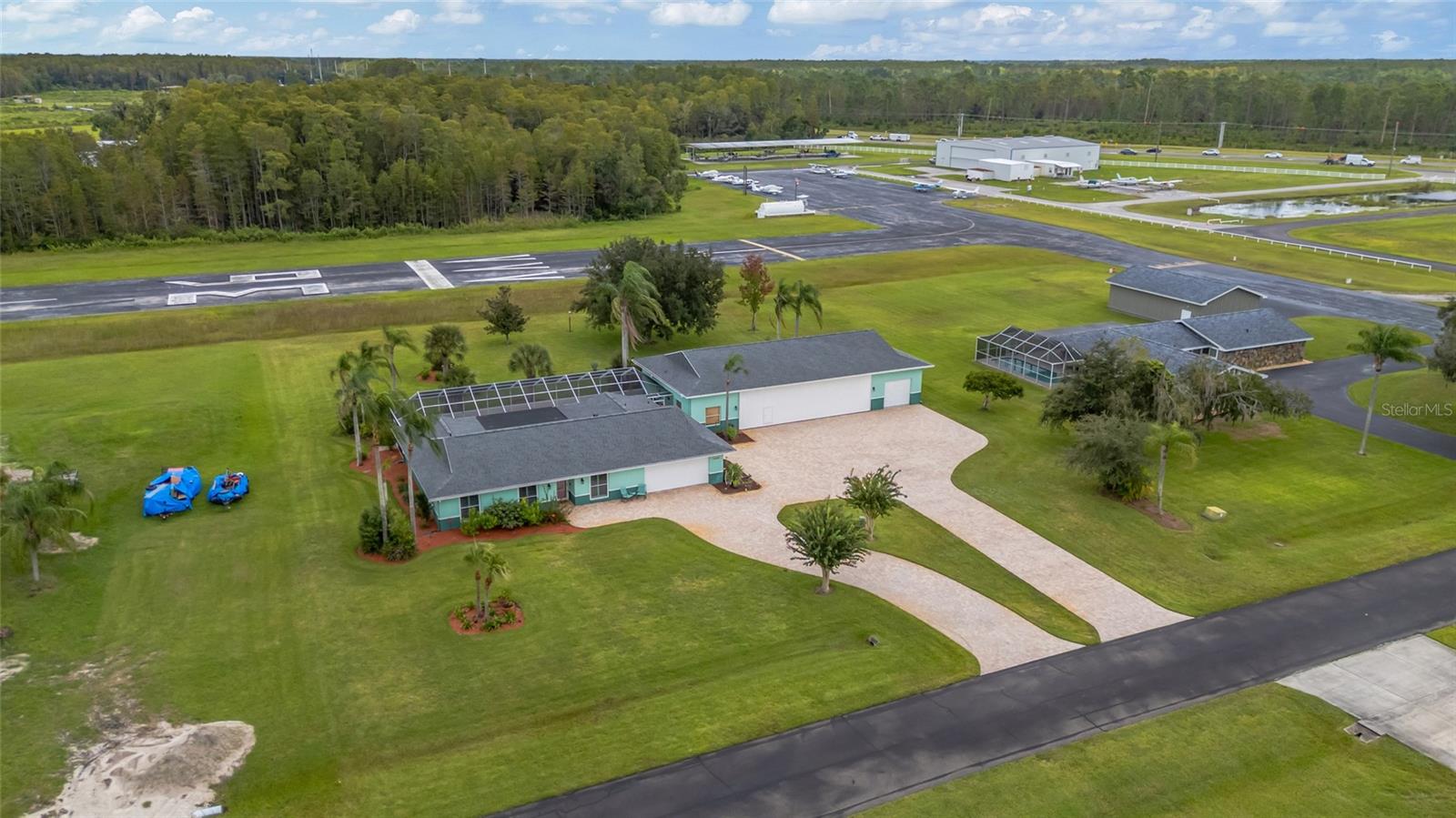 11610 Pilot Country Dr, Spring Hill, FL 34610 photo