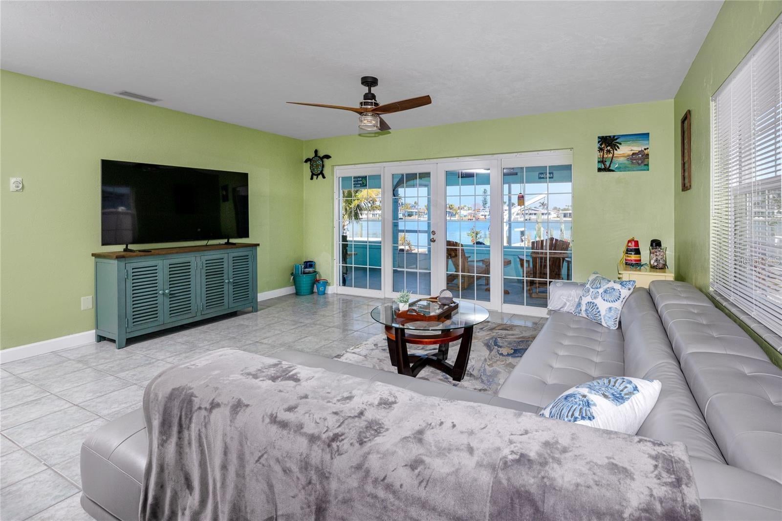 11215 3 St, Treasure Island, FL 33706 photo