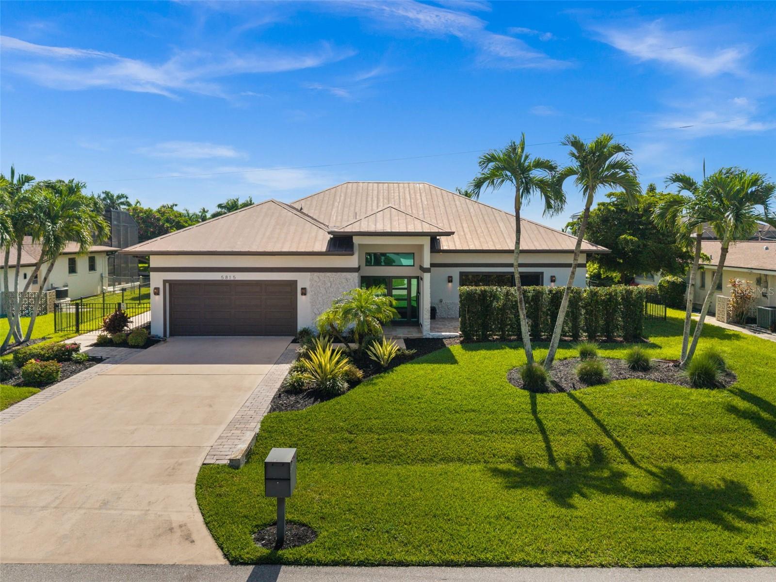 5815 SW 1 Pl, Cape Coral, FL 33914 photo