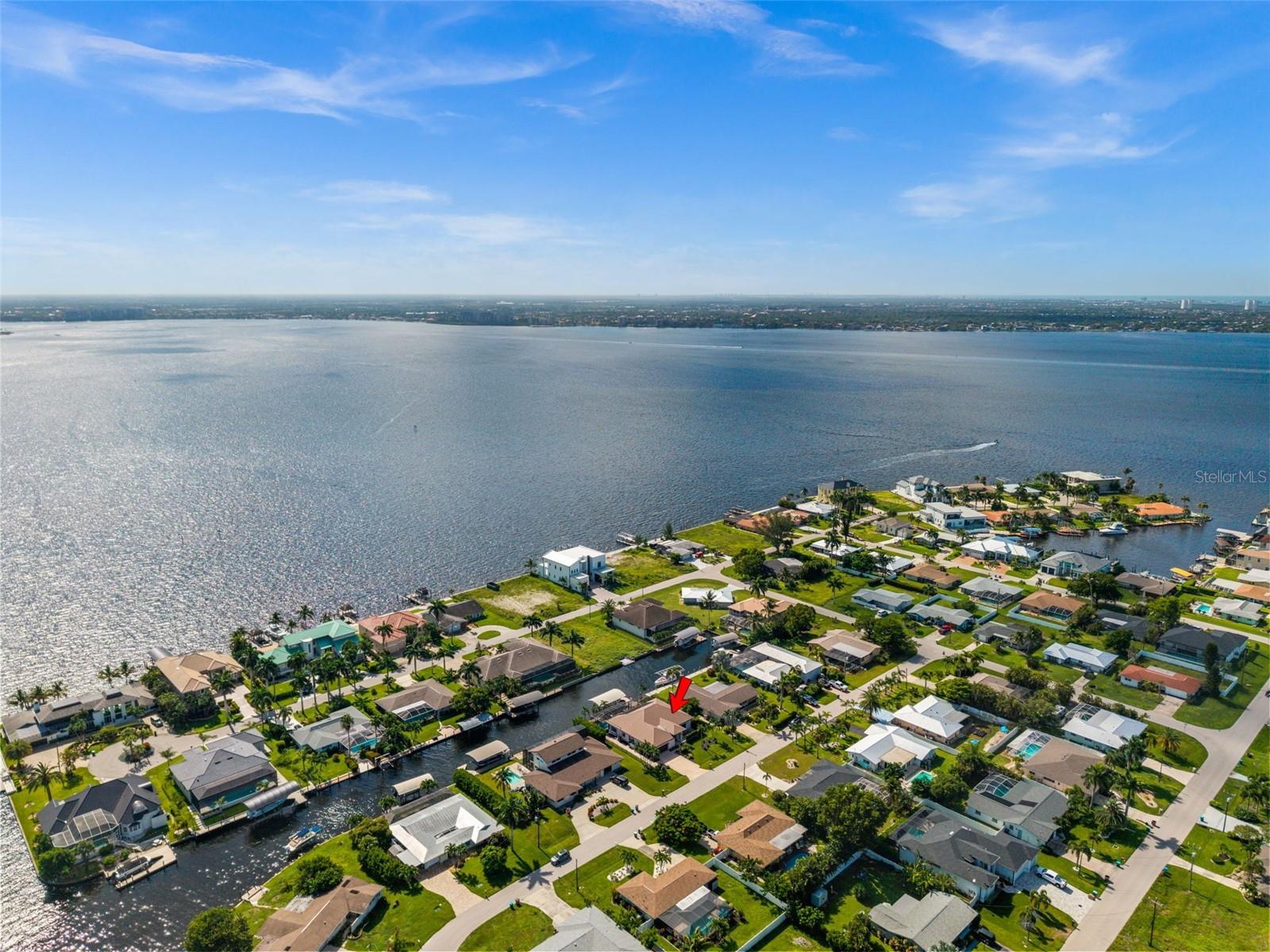 5815 1 Pl, Cape Coral, FL 33914