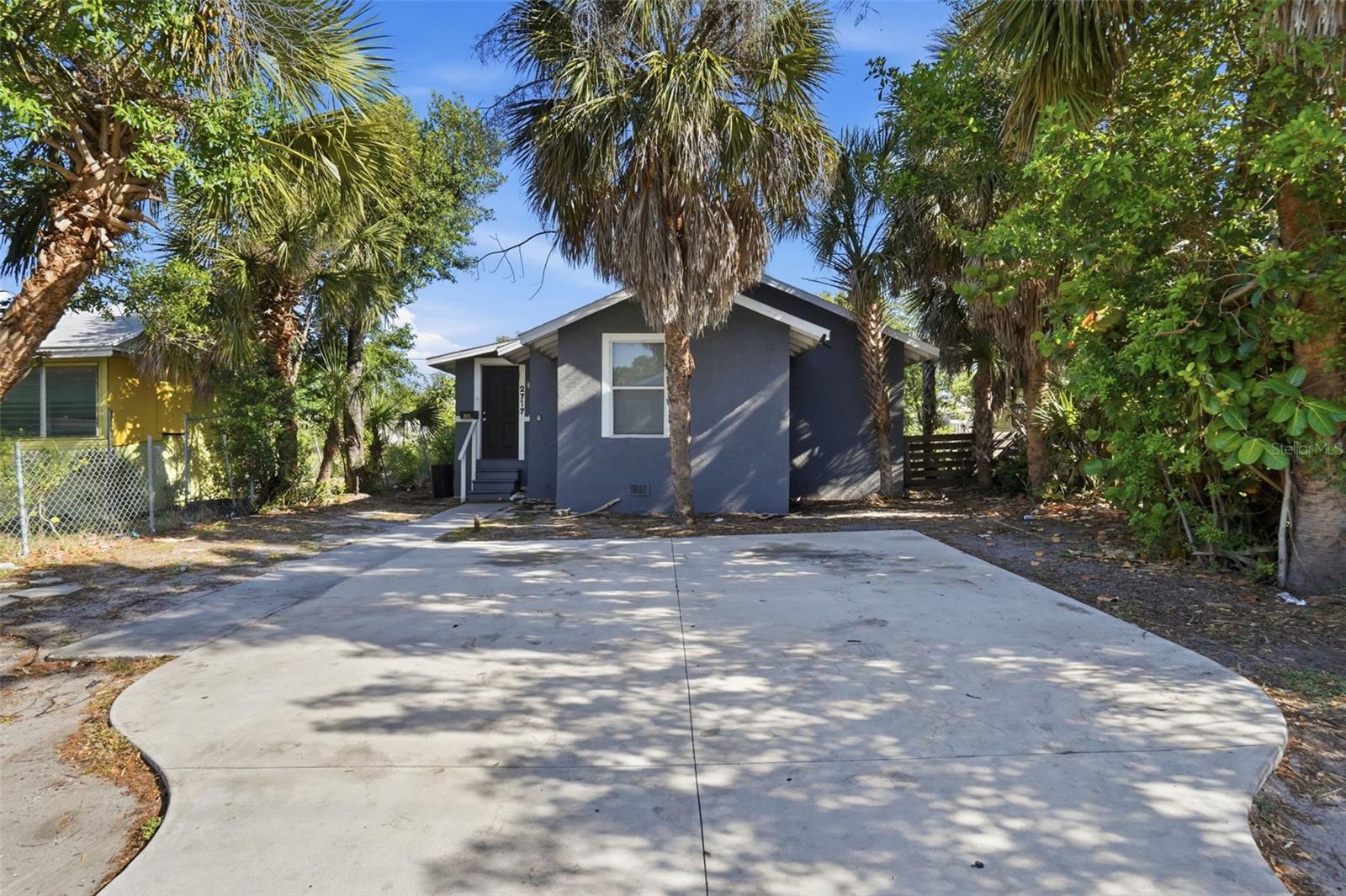 2717 13 Ave, Saint Petersburg, FL 33712