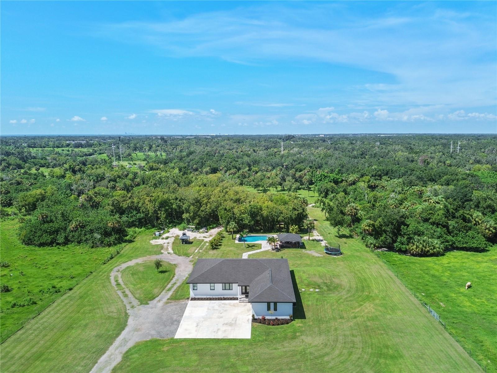 1810 37 St, Palmetto, FL 34221 photo
