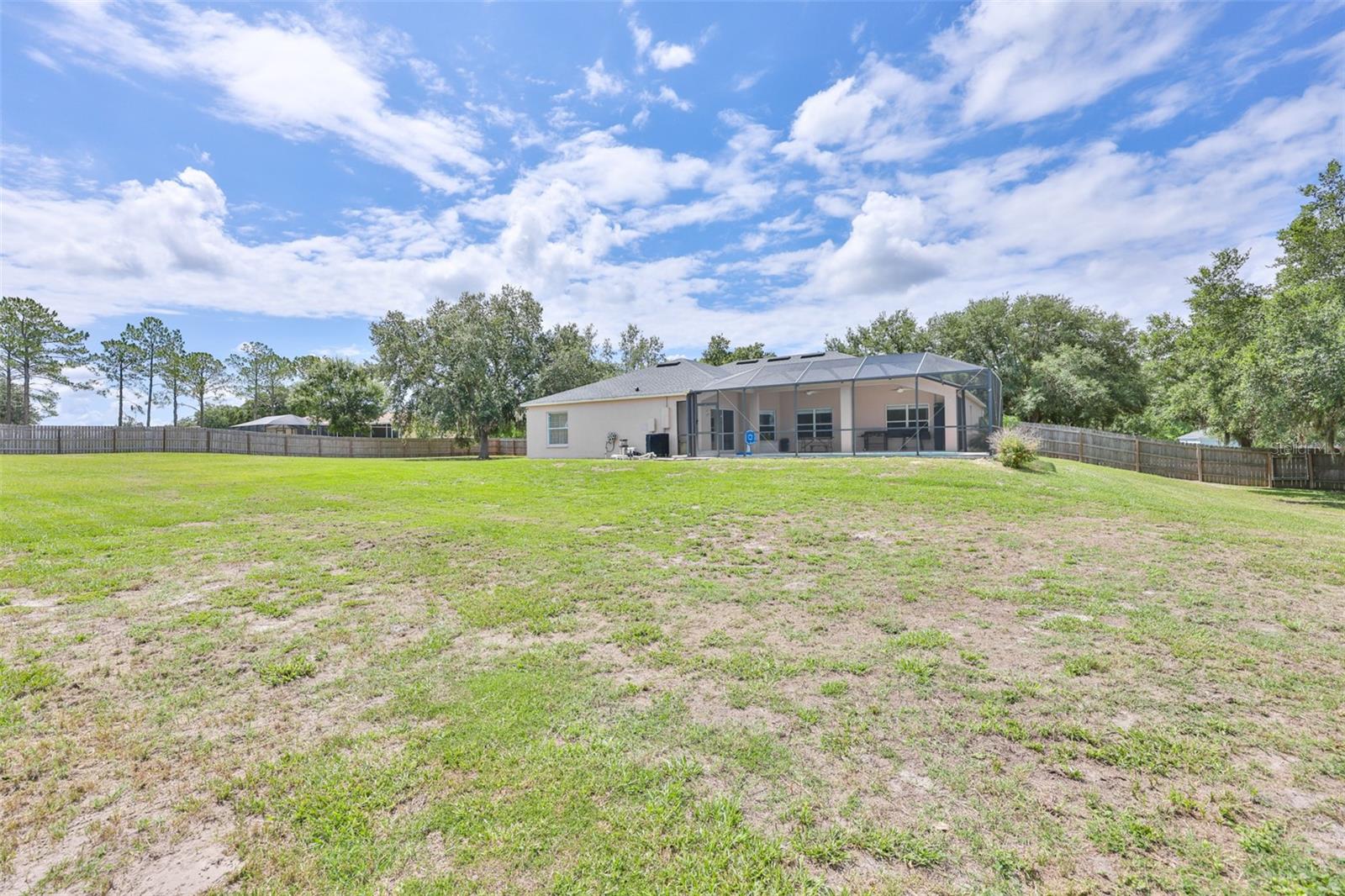 10234 Bloomfield Hills Dr, Seffner, FL 33584 photo