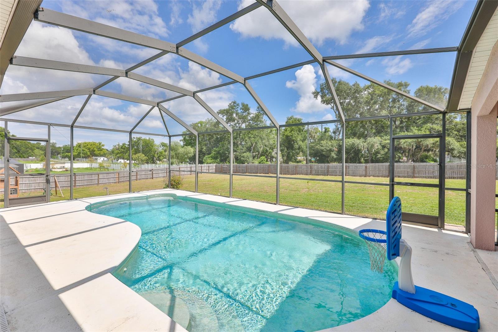 10234 Bloomfield Hills Dr, Seffner, FL 33584 photo