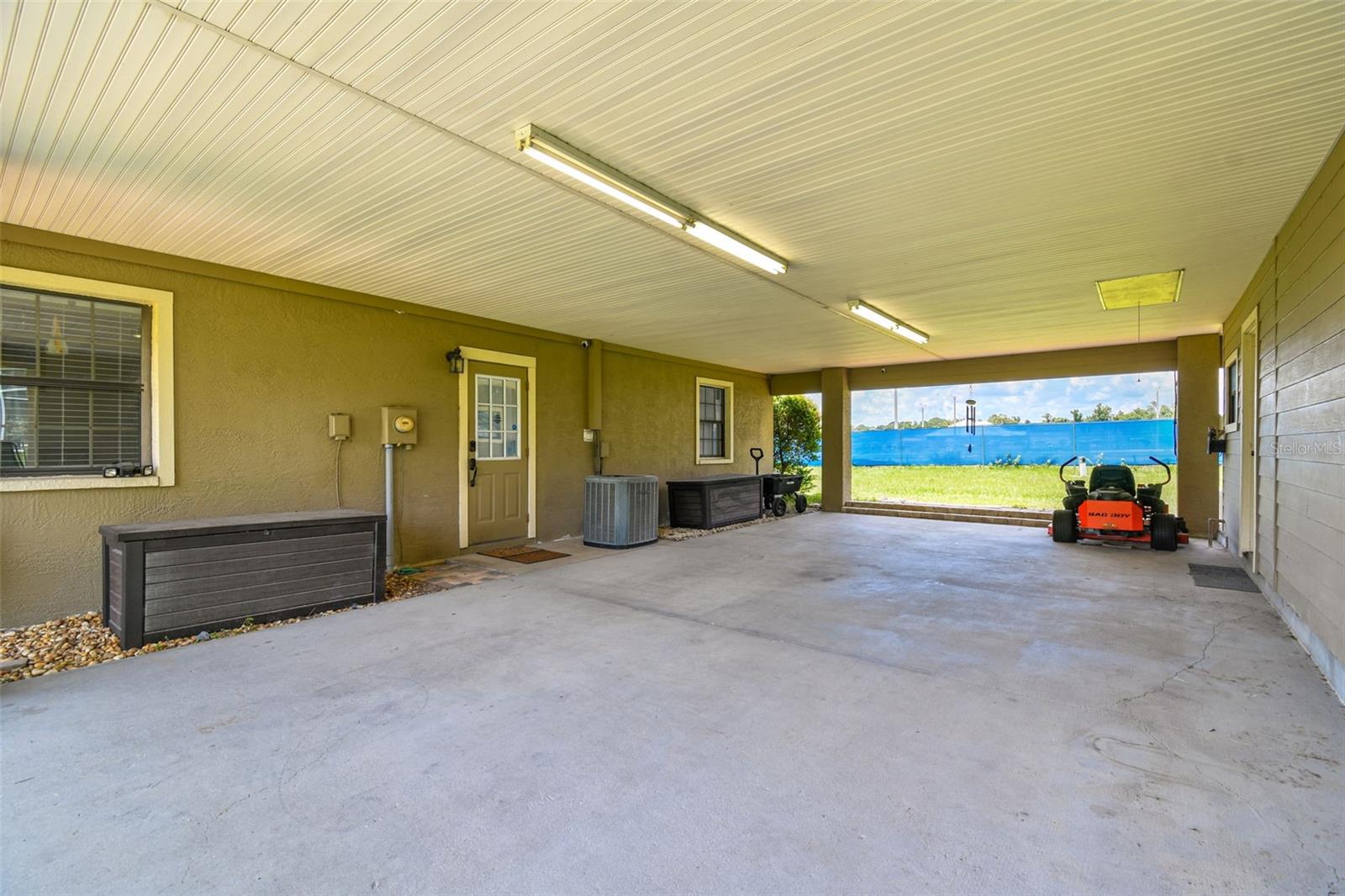 Single Family Residence in DADE CITY FL 34215 KIEFER ROAD 47.jpg