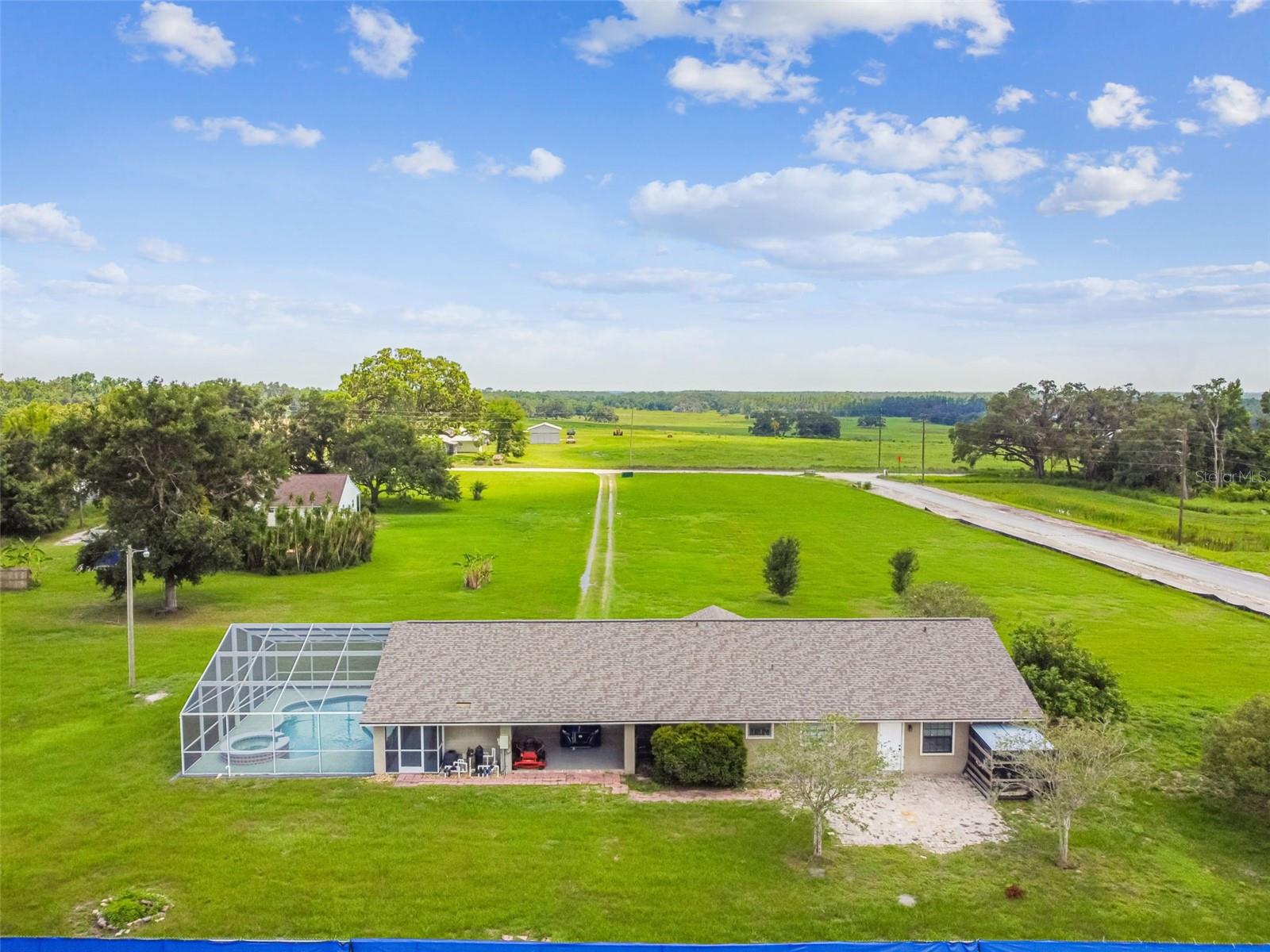 Single Family Residence in DADE CITY FL 34215 KIEFER ROAD 1.jpg