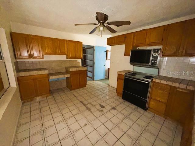 6292 W Park Dr, Homosassa, FL 34446 photo