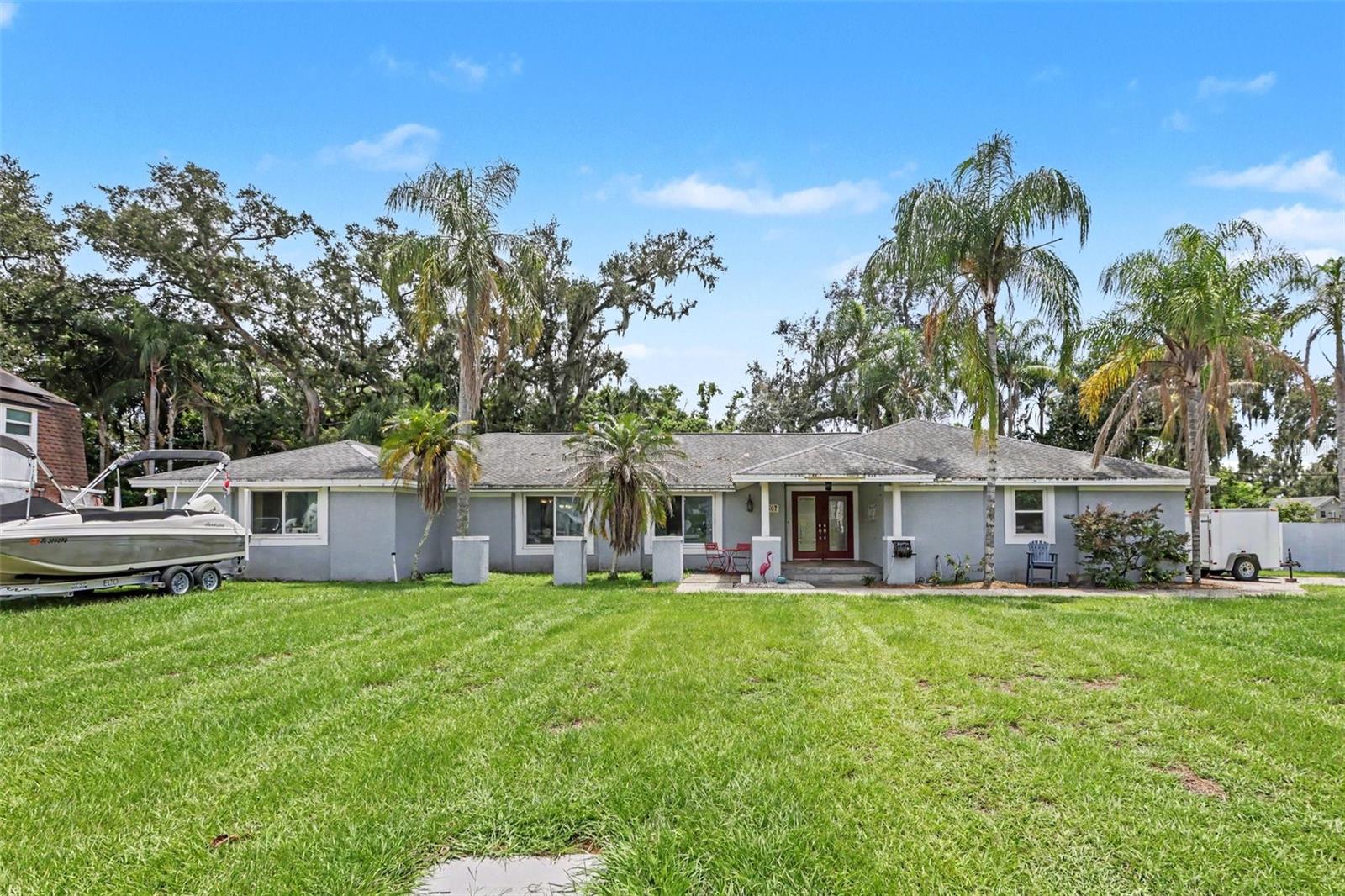 1307 Brantwood Dr, Valrico, FL 33594 photo