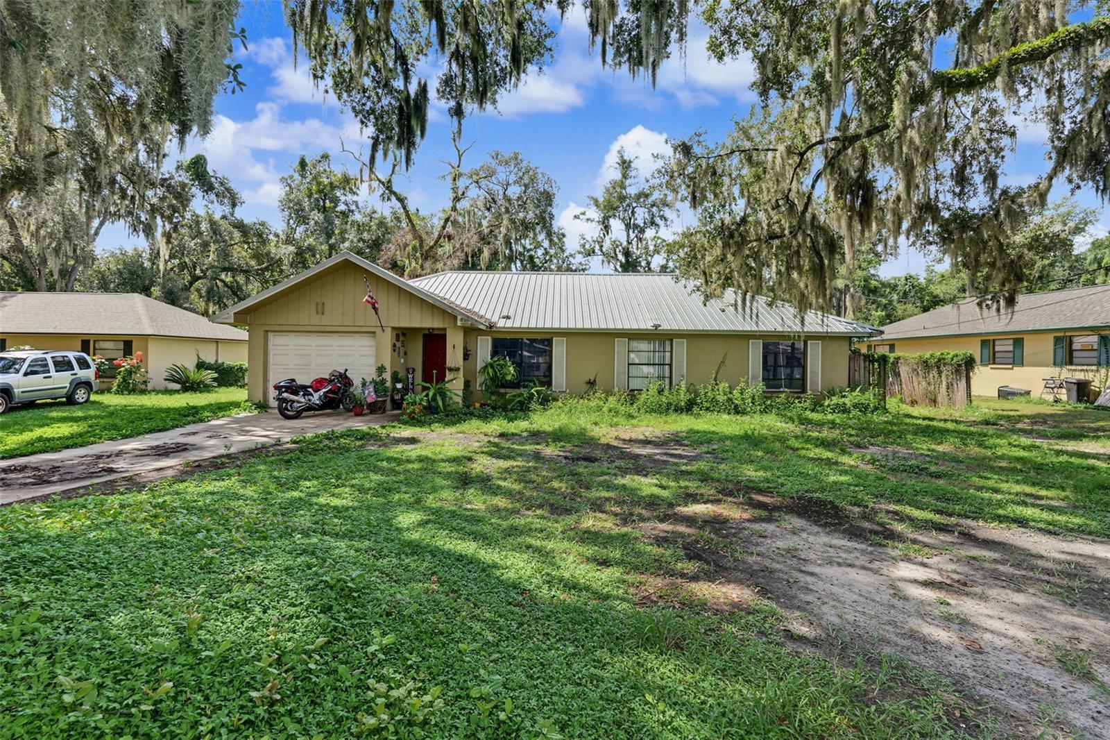 509 Drew St, Plant City, FL 33563