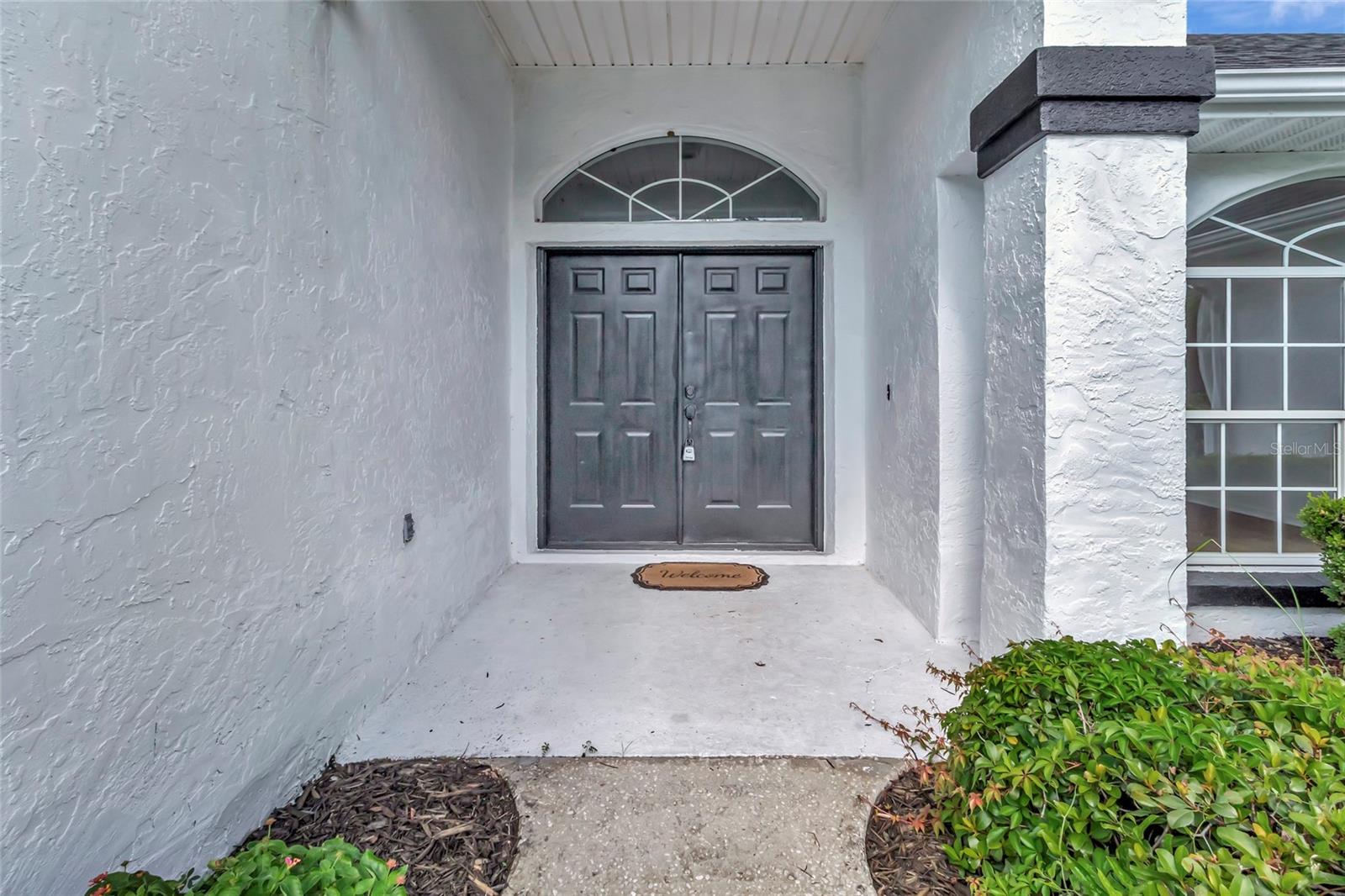 6856 NE 61 Avenue Rd, Silver Springs, FL 34488 photo