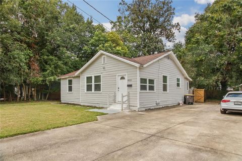Single Family Residence in JACKSONVILLE FL 4835 ELIZABETH TERRACE.jpg