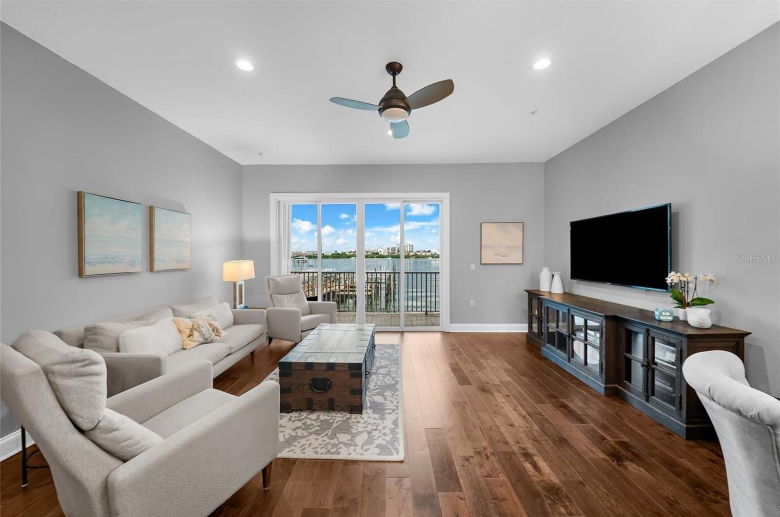 200 Brightwater Dr #8, Clearwater Beach, FL 33767 photo