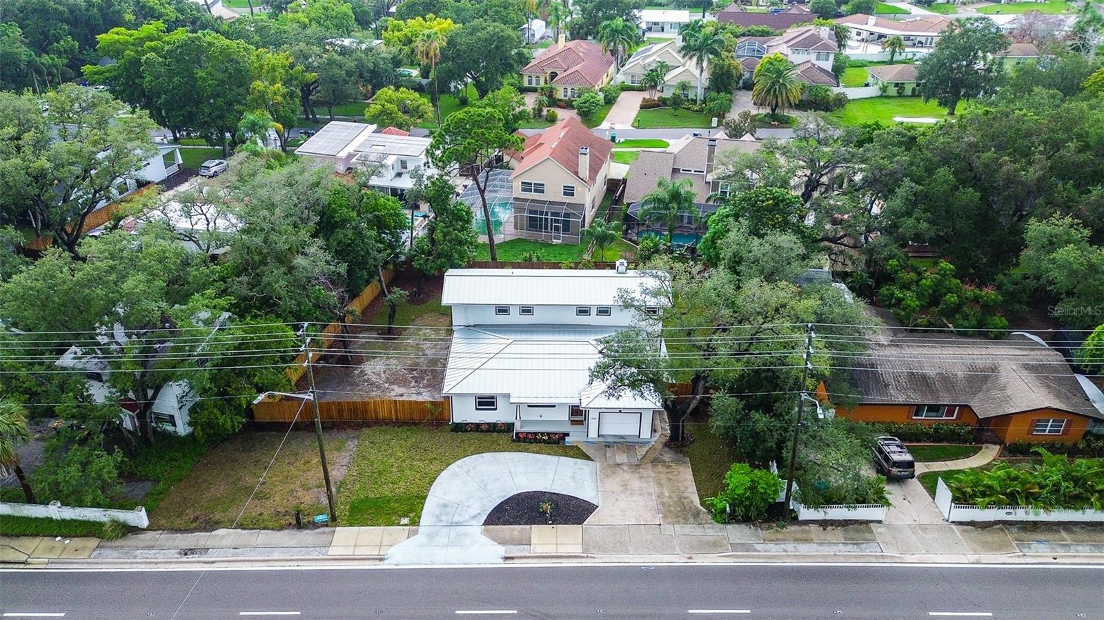 5546 113 St, Seminole, FL 33772