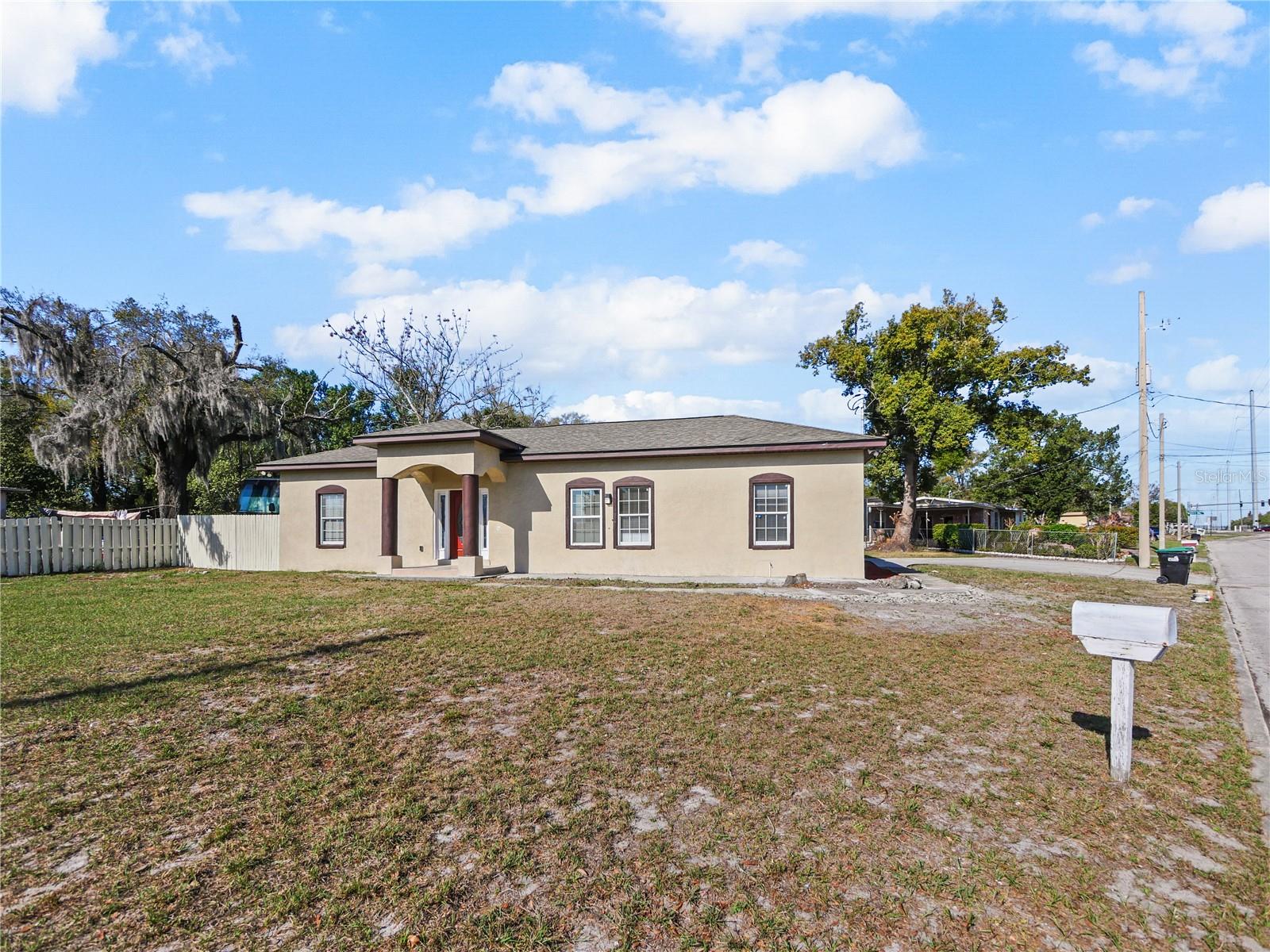 4901 Balboa Dr, Orlando, FL 32808 photo