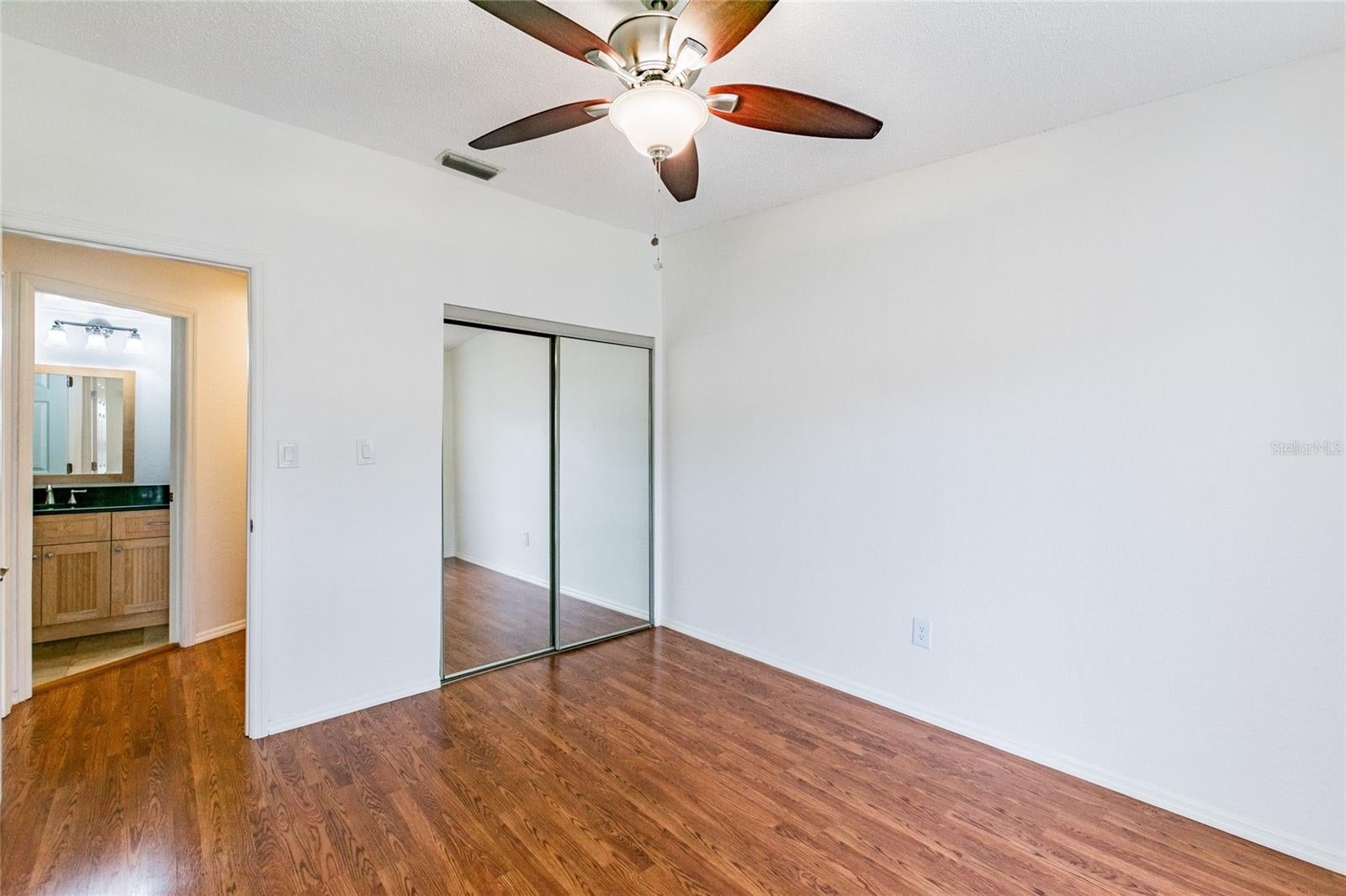 6435 92 Pl #904, Pinellas Park, FL 33782 photo