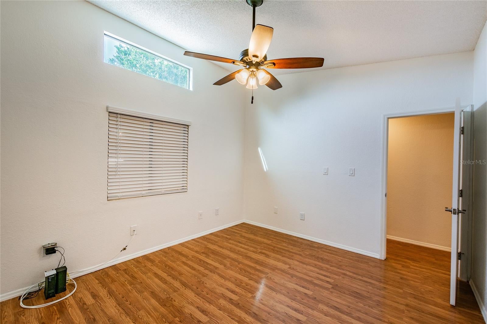 6435 92 Pl #904, Pinellas Park, FL 33782 photo