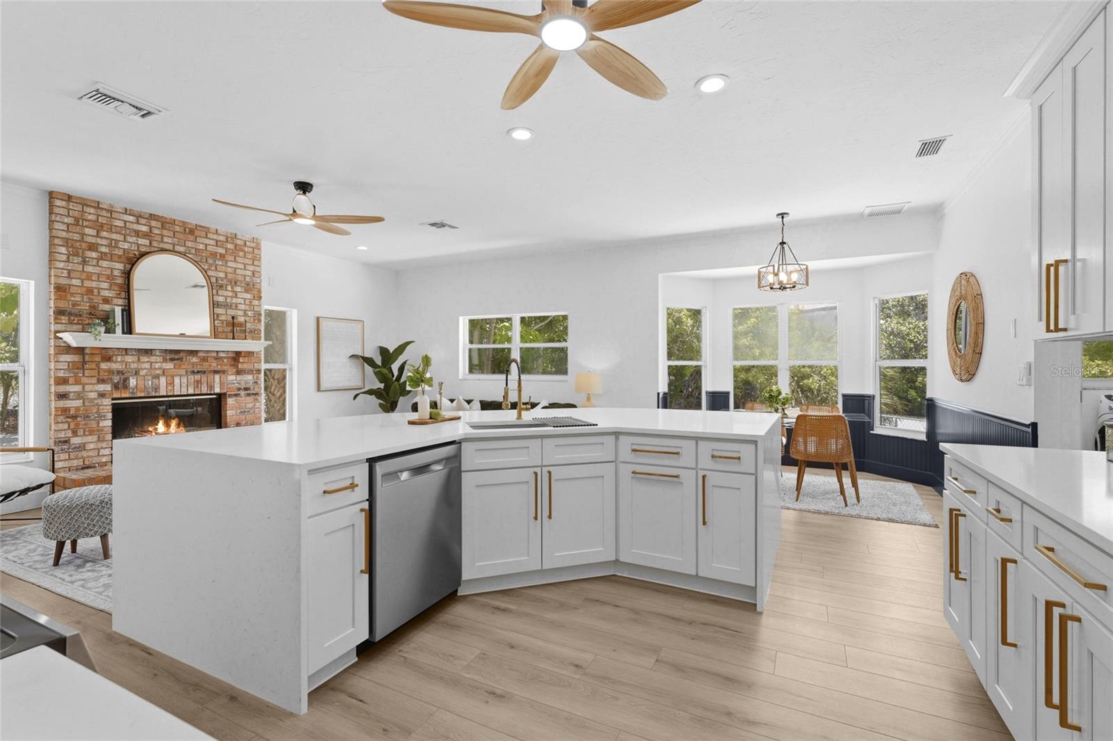 4074 Redbird Cir, Sarasota, FL 34231 photo