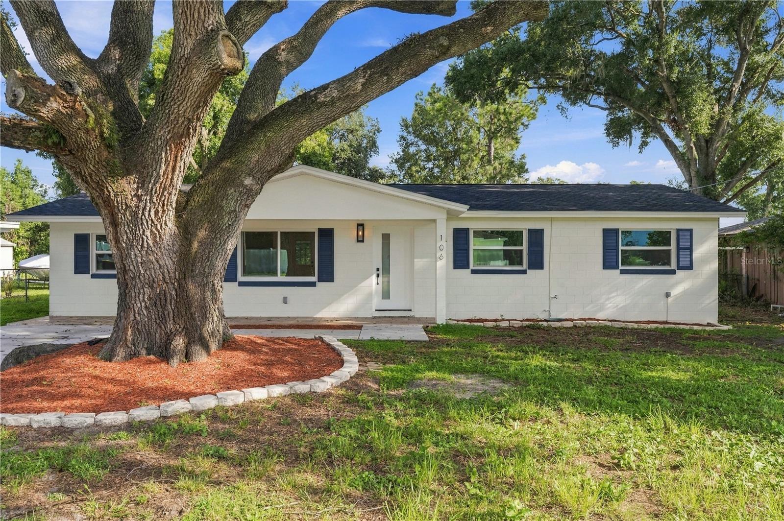 106 Bishop St, Auburndale, FL 33823