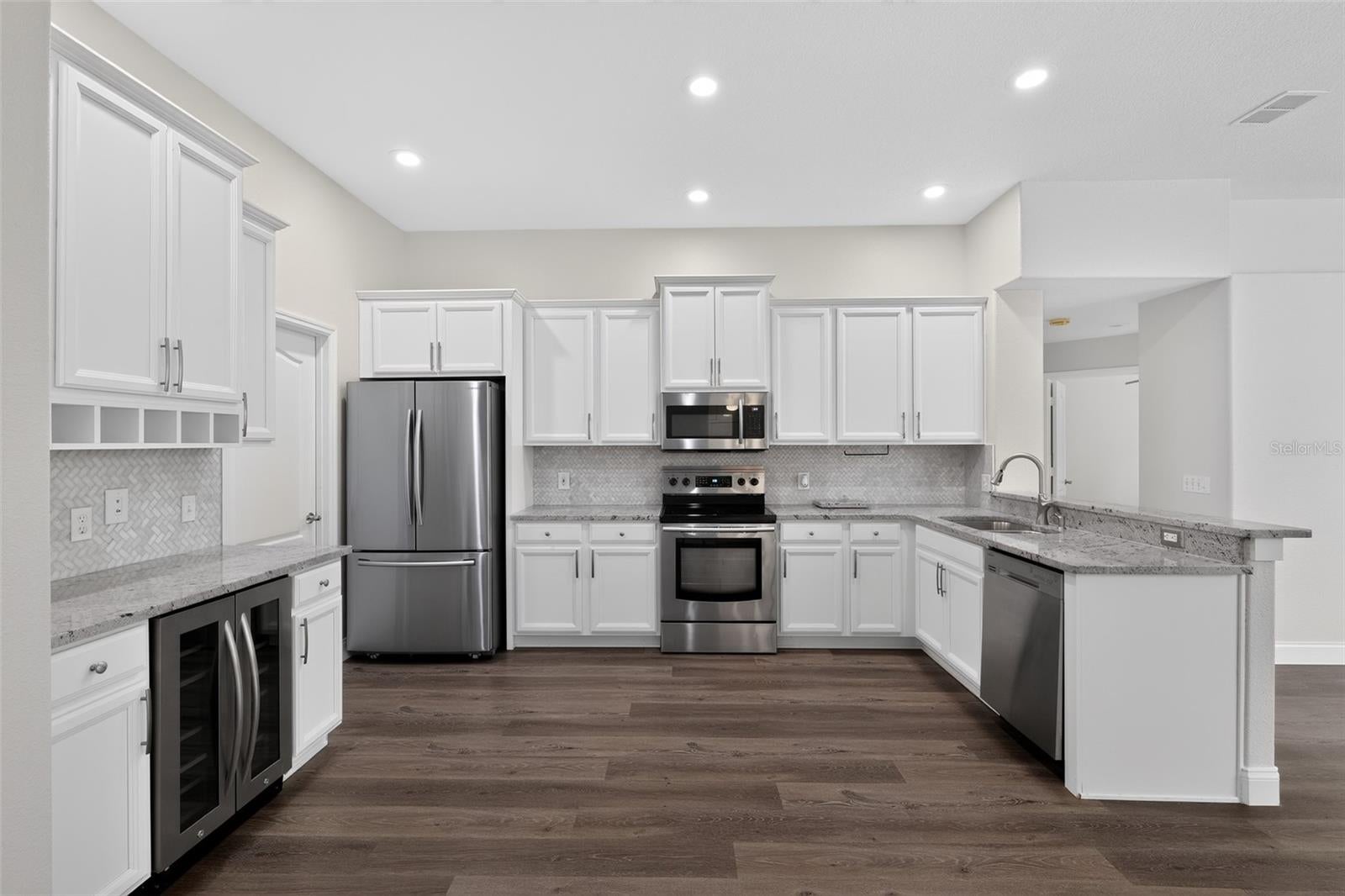6371 Tierra Vista Cir, Lakeland, FL 33813 photo