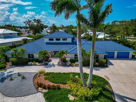 Single Family Residence in SARASOTA FL 4307 CAMINO REAL.jpg