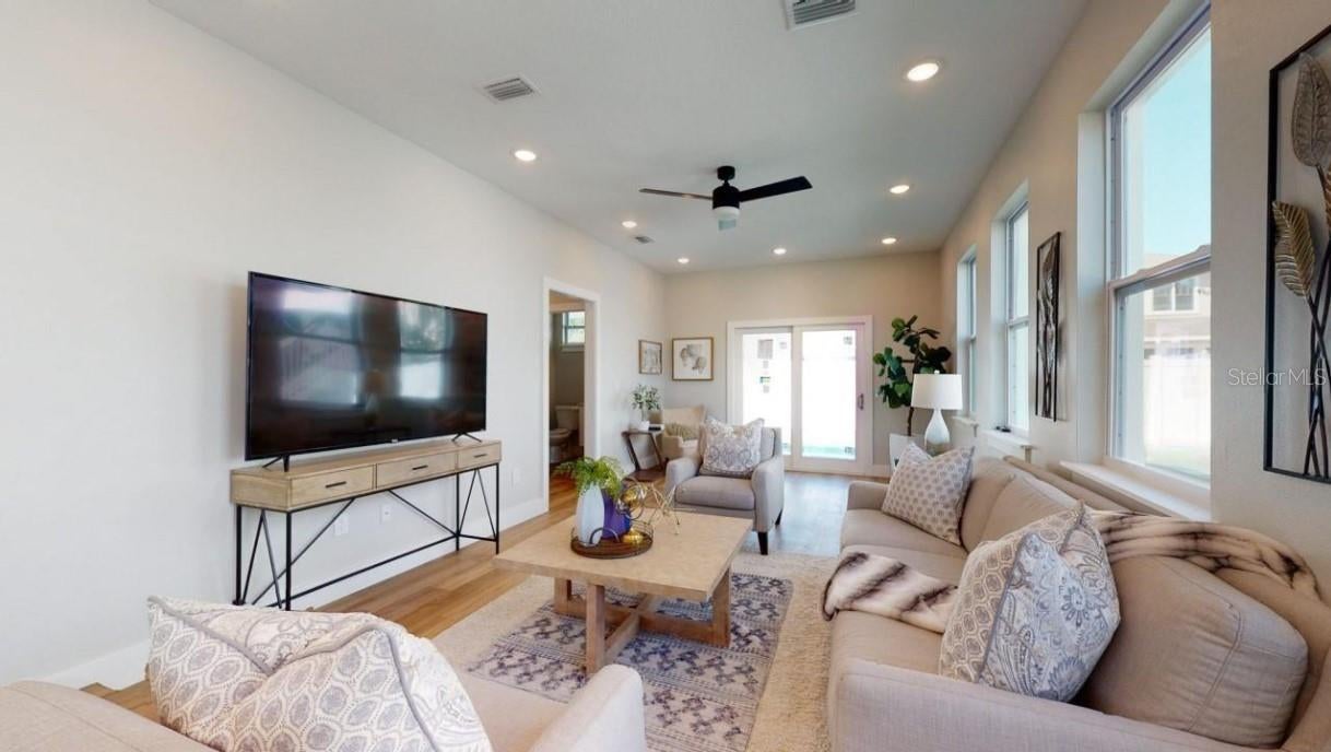 5113 12 Ave, Saint Petersburg, FL 33710 photo